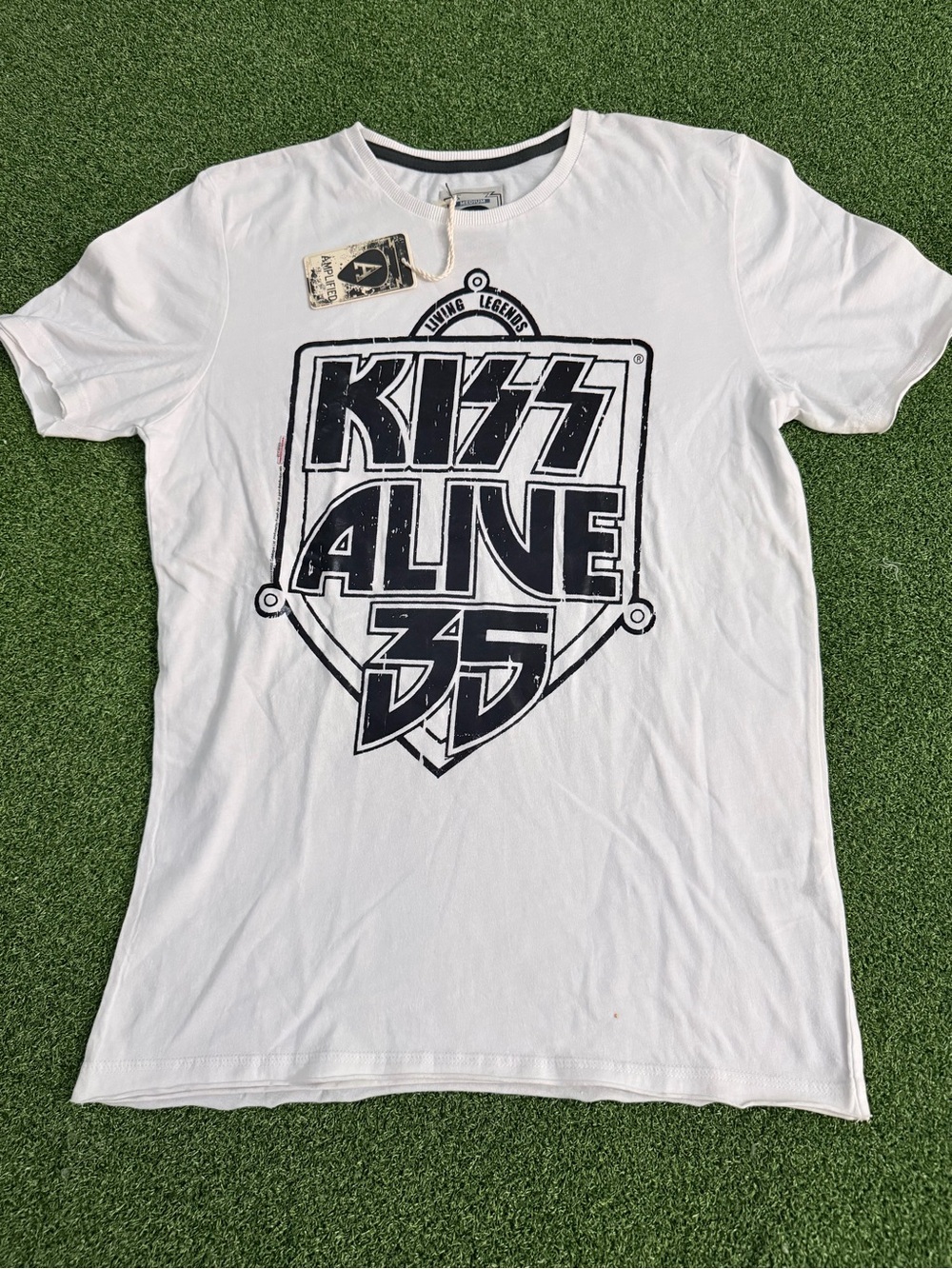 NWT Amplified Vintage KISS Alive 35 Band Graphic Tee White Medium